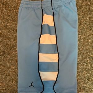 Jordan basketball shorts men size large